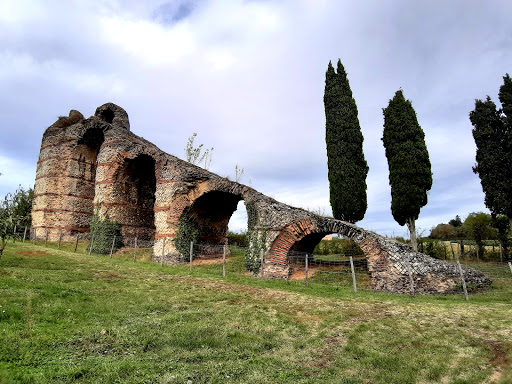 Gier Aqueduct - Thumbnail