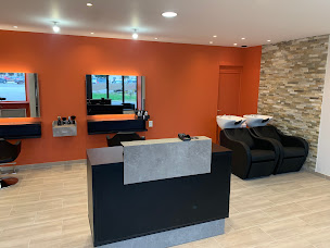 Photo n°3 de L'univ'Hair des Ciseaux à Barbezieux-Saint-Hilaire (Salon de coiffure)