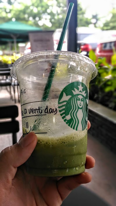 Photos of Starbucks Coffee Teras Yasmin