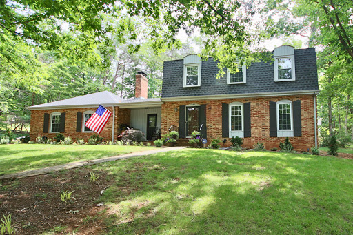 Anastasia Thompson, Realtor dba Roanoke Valley Realty - Thumbnail