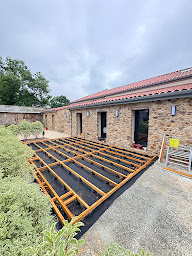 Photo n°23 de Louis GUICHARD - Extensions clé en main - Bardage - Terrasse à Orée d'Anjou (Menuisier)