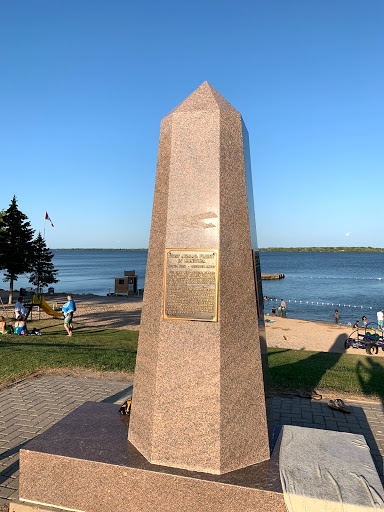 Lac du Bonnet Town Dock and Beach - Thumbnail