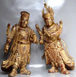 Photo n°4 de Williams Lacombe - Antiquités & Arts Asiatiques à Beaune (Magasin d'antiquités)