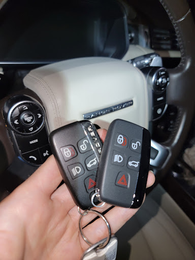 Car Key Guy - Visual