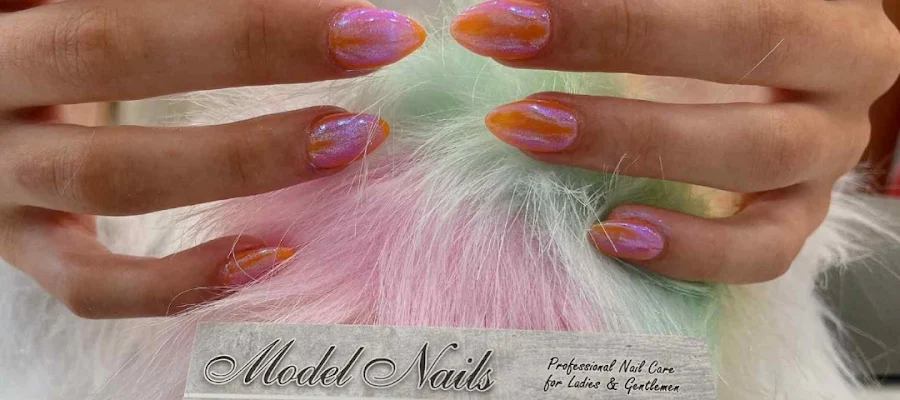Model Nails