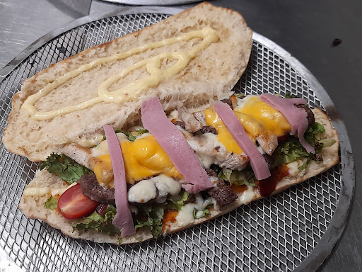 Photo 1 - Burger Gourmet