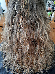 Photo n°3 de Aux Ciseaux D'argent à Guilherand-Granges (Salon de coiffure)