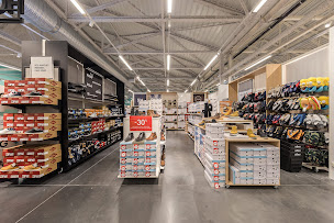 Photo n°8 de GEMO ROUEN - LE GRAND QUEVILLY Chaussures et Vêtements à Le Grand-Quevilly (Magasin de vêtements pour femmes)