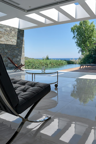 1, Γυμναστηρίου, PLOMARI LESVOS GREECE 812 00