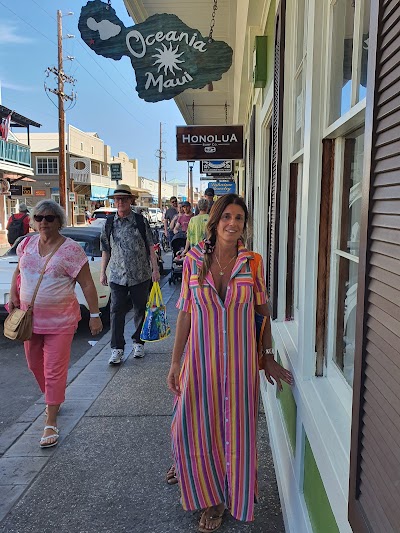 Lahaina Square Shopping Center