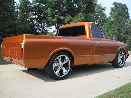 Lenoir Automotive Gallery - United States