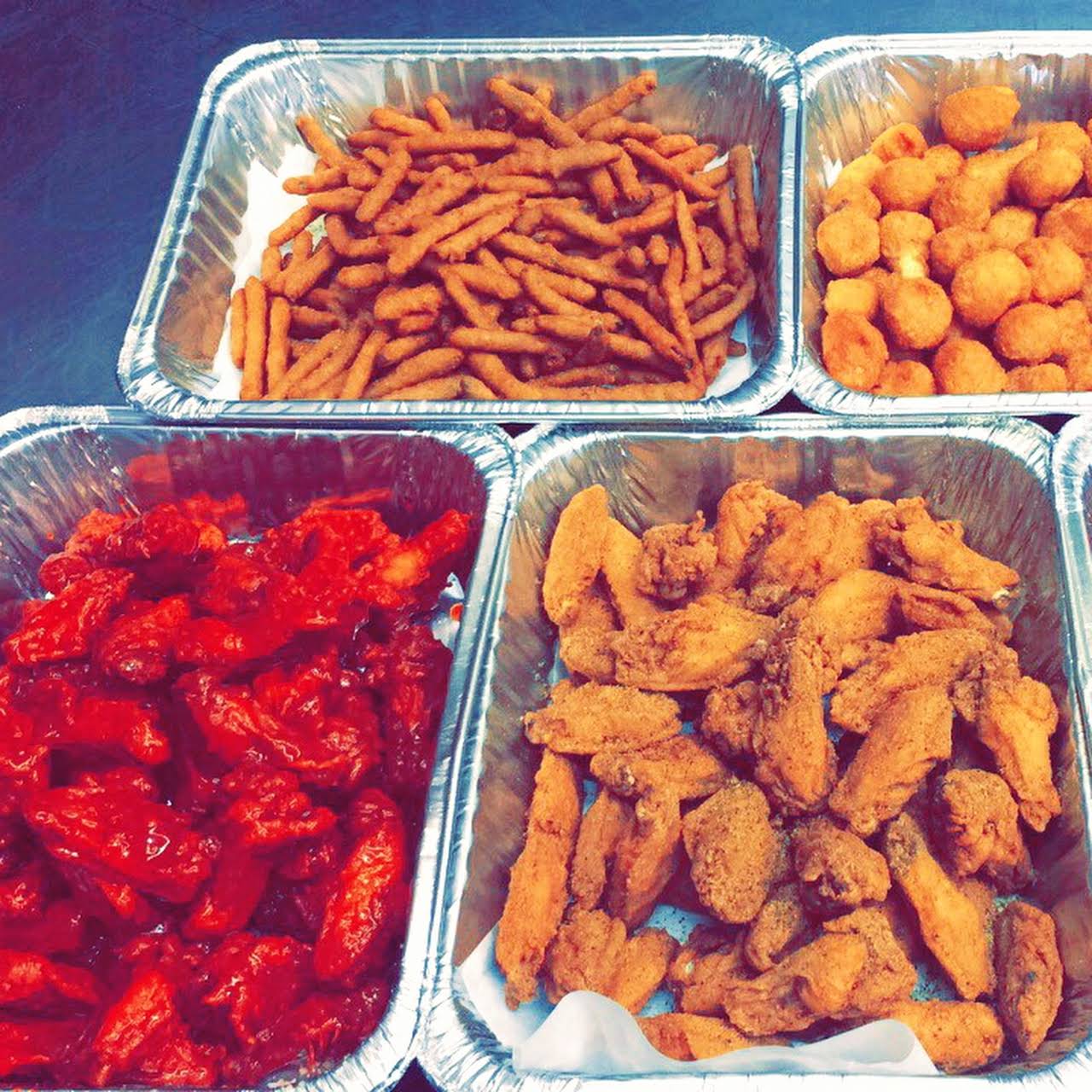 Wingz it iz Alsip Fish & Shrimp & Chicken & seafood We Cook Our Food Fresh Chicken Wings
