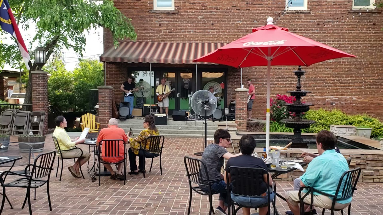 Franklin Court Grille — photo 2