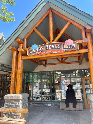 Candy Bear Lair - Visual