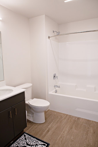 Country Crossroads Apartments - Thumbnail