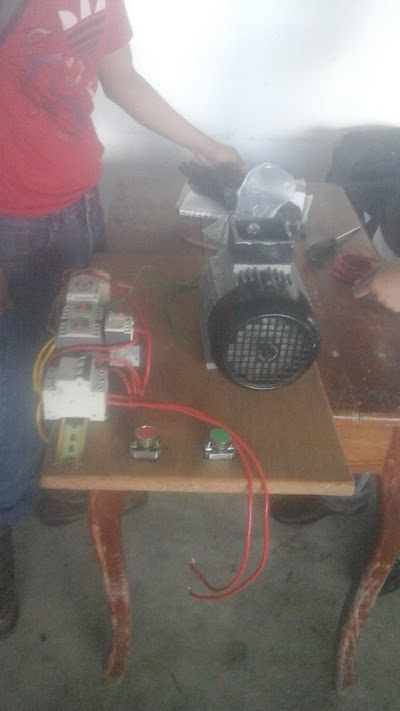 Photos of Colegio T&eacute;cnico "12 De Febrero"