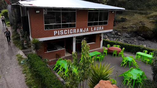 Recreo Piscigranja LAURA
