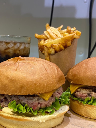 Photo 2 - LunaPark Burger