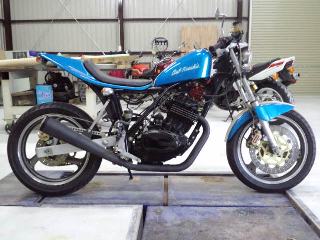 乗りもの屋さん