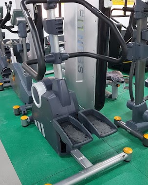 Orange fitness center, Author: زَمَن المُتَغَيِرات