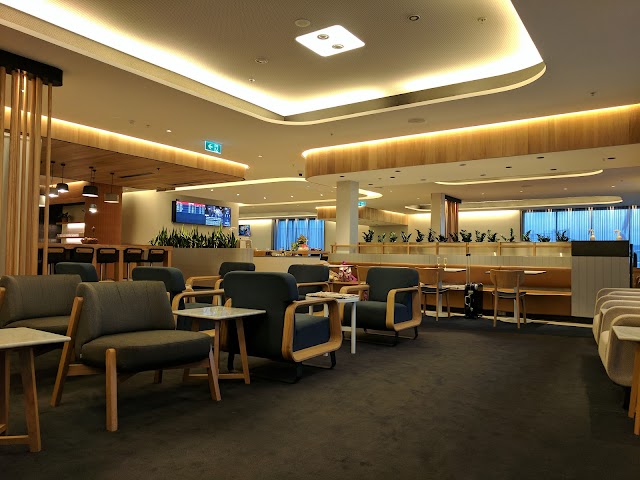 Qantas Business Lounge