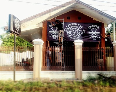 Photos of BARBERSHOP CENTERCUT