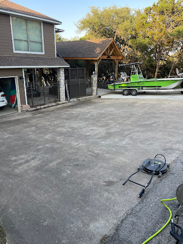 Gallery of Royals Soft Wash & Pressure Washing LLC located in  - Verified Pressure Washing Service near me.