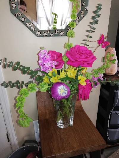 Bella Blooms Florist and Gifts