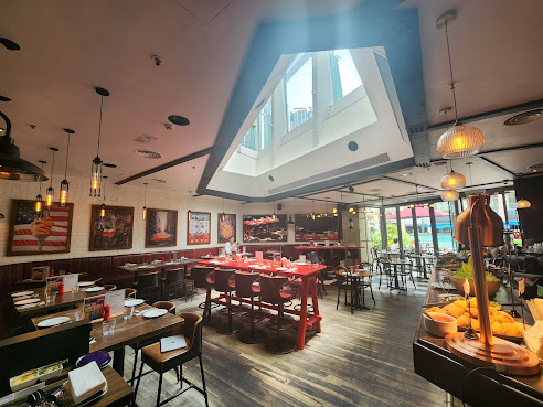 Luigi’s Italian American by null