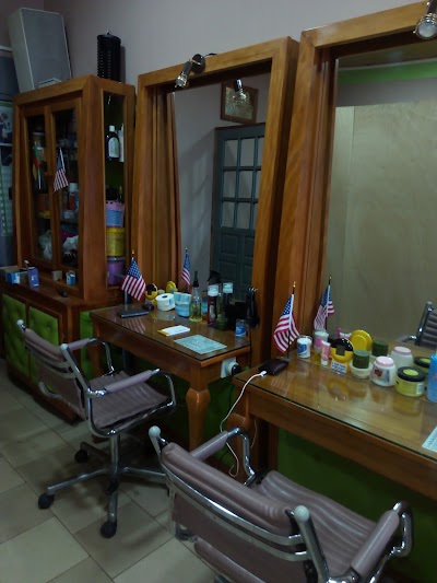 Photos of Salon De Coiffure Mixte L'EXP'HAIR