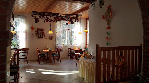 Gaststätte im Bahnhof Eisfelder Talmühle
