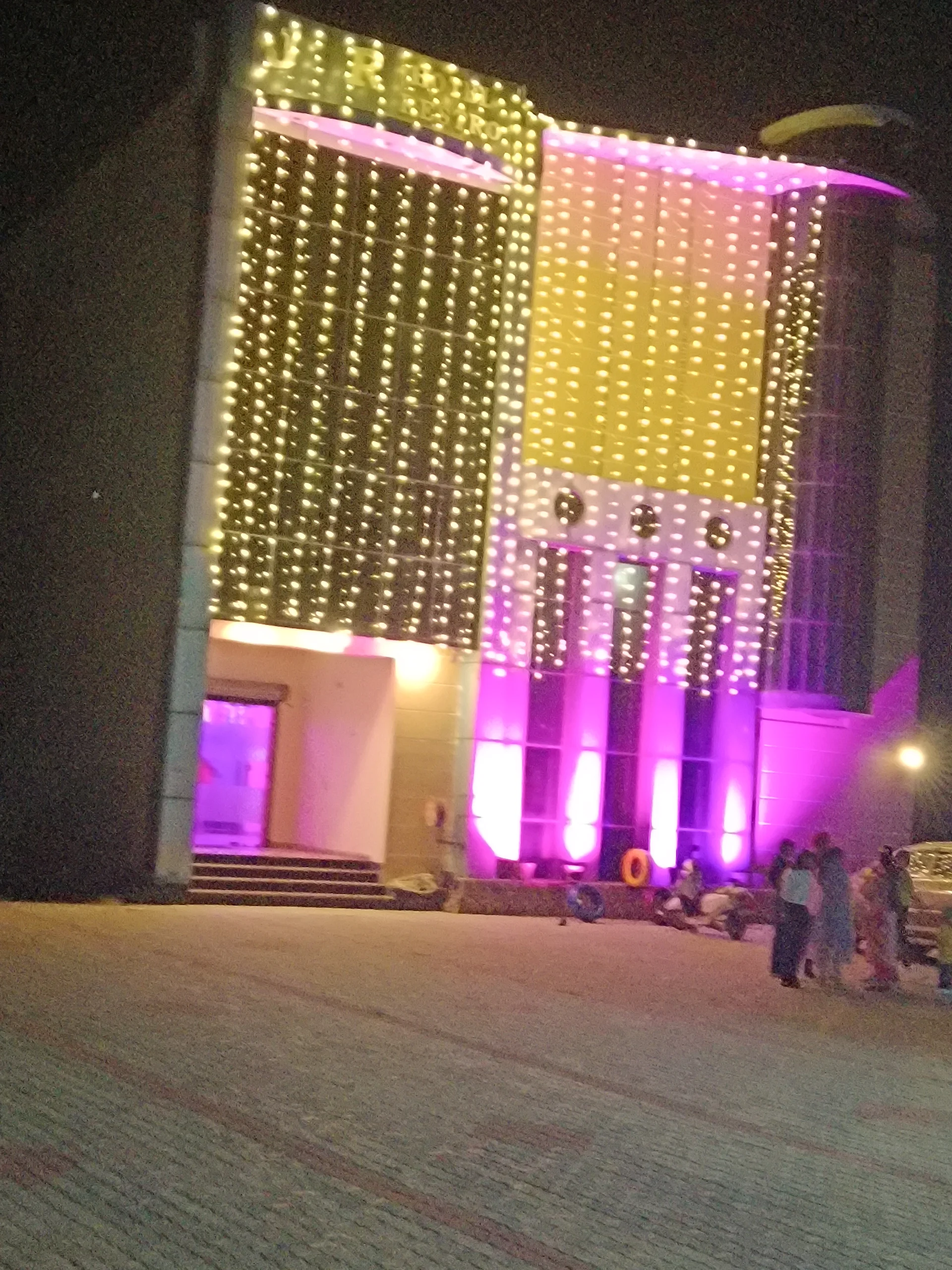 Hotel J.R.