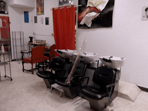 Photo n°16 de Salon Loïse Coiffure à Aix-les-Bains (Salon de coiffure)