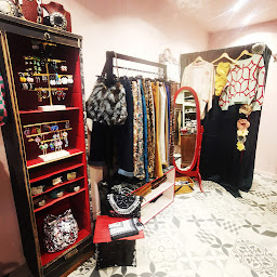 Photo n°14 de Loulou Forcalquier à Forcalquier (Magasin de vêtements pour femmes)