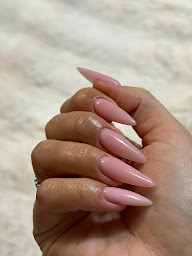 Photo n°26 de ALBEAUTY - Extension de cils - BrowLift - Onglerie - FORMATION à Antibes (Salon de manucure)