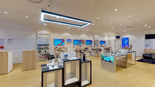 Photo n°12 de Boutique SFR Serris à Serris (Opérateur téléphonique)