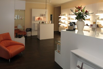 beauty-salon