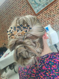 Photo n°8 de Les ciseaux de l'impératrice à Berck (Salon de coiffure)