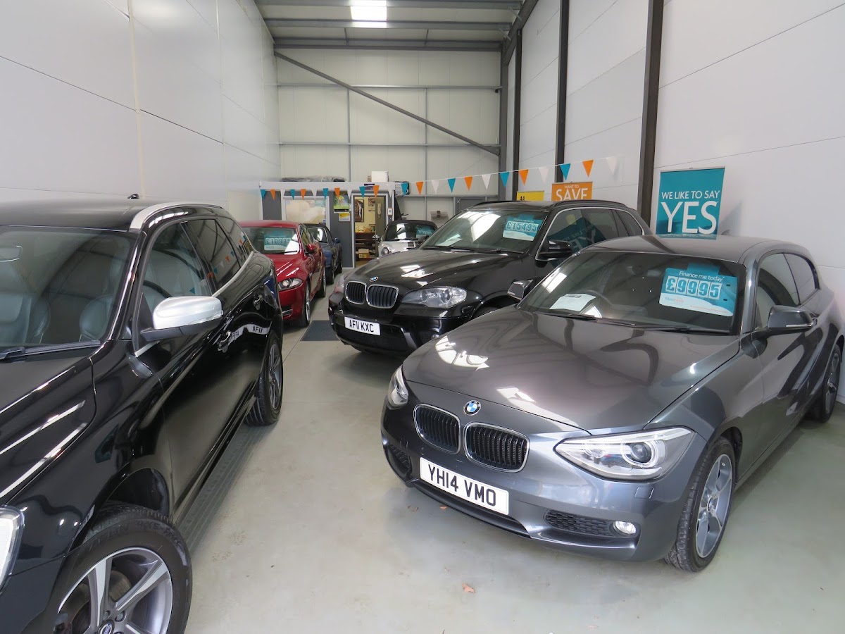 OakTree Motor Company Wales Ltd