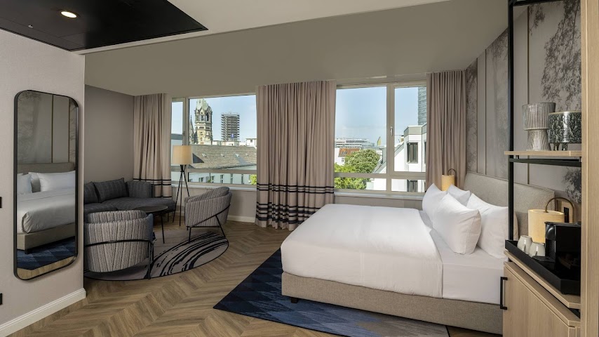 DoubleTree by Hilton Berlin Ku'damm by null