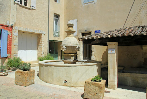 Fontaine de Sablet - Thumbnail