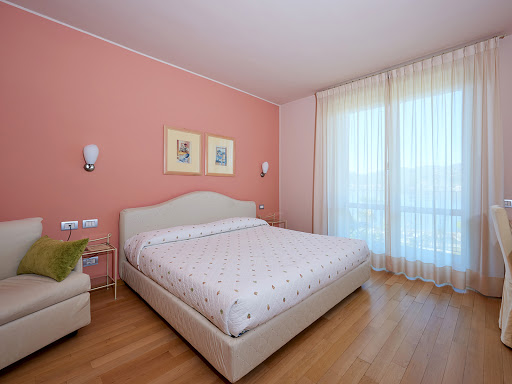 Hotel Belvedere di Ranco - Thumbnail
