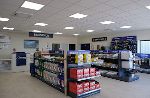 Photo n°7 de Lariviere Saintes à Saint-Georges-des-Coteaux (Magasin d'outillage)