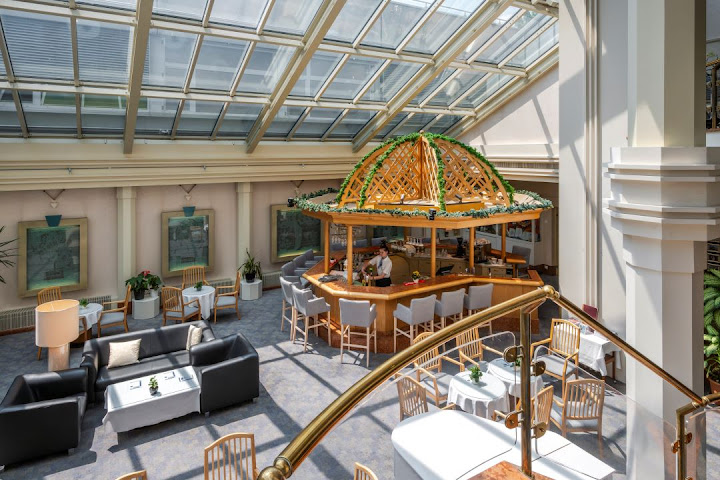 Hotel Metropole by null