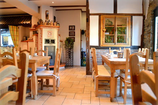 Café in the old barn Logo
