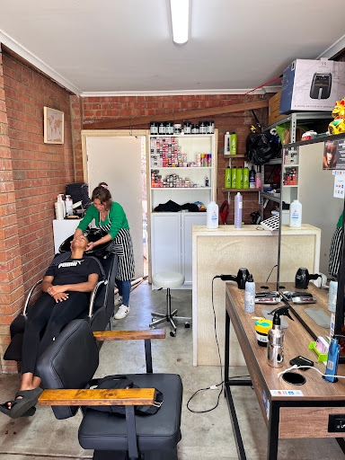 GG Hair Salon & Barber