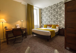 Photo n°4 de Beespok à Saint-Jean-de-la-Motte (Magasin d'ameublement d'extérieur)