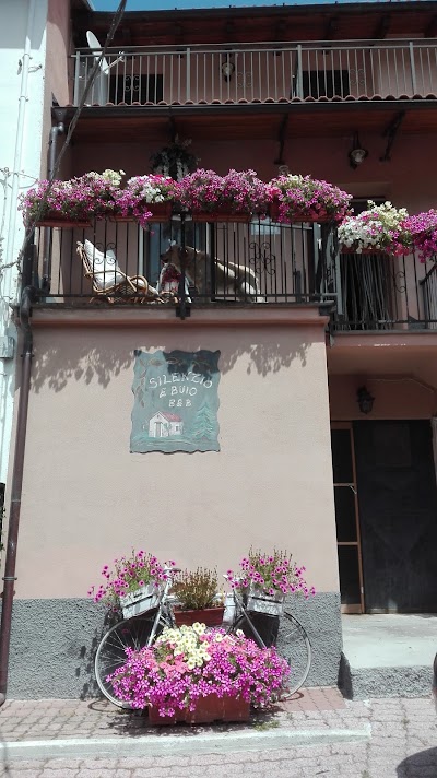 Photos of Silenzio e Buio