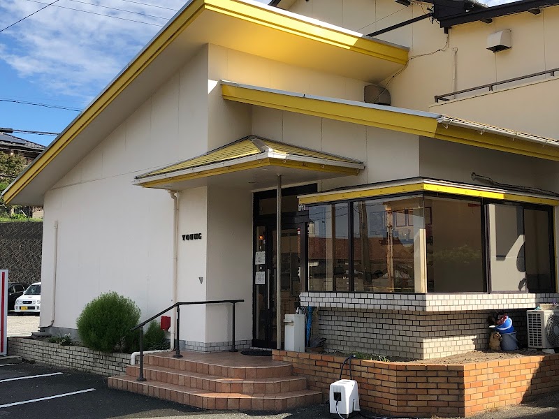 ヘアー＆エステティックサロン ヤング