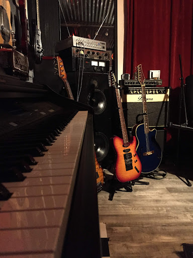 Stringer Strings - Visual